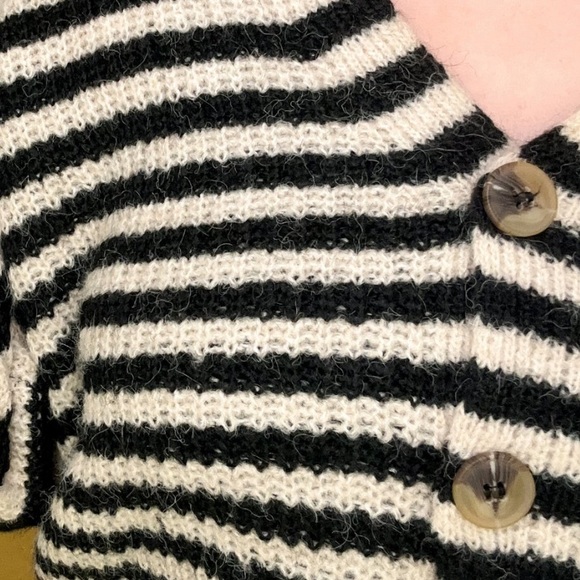 White and Green Wafle Knit Striped Tie Front Sweater Top - Picture 6 of 9